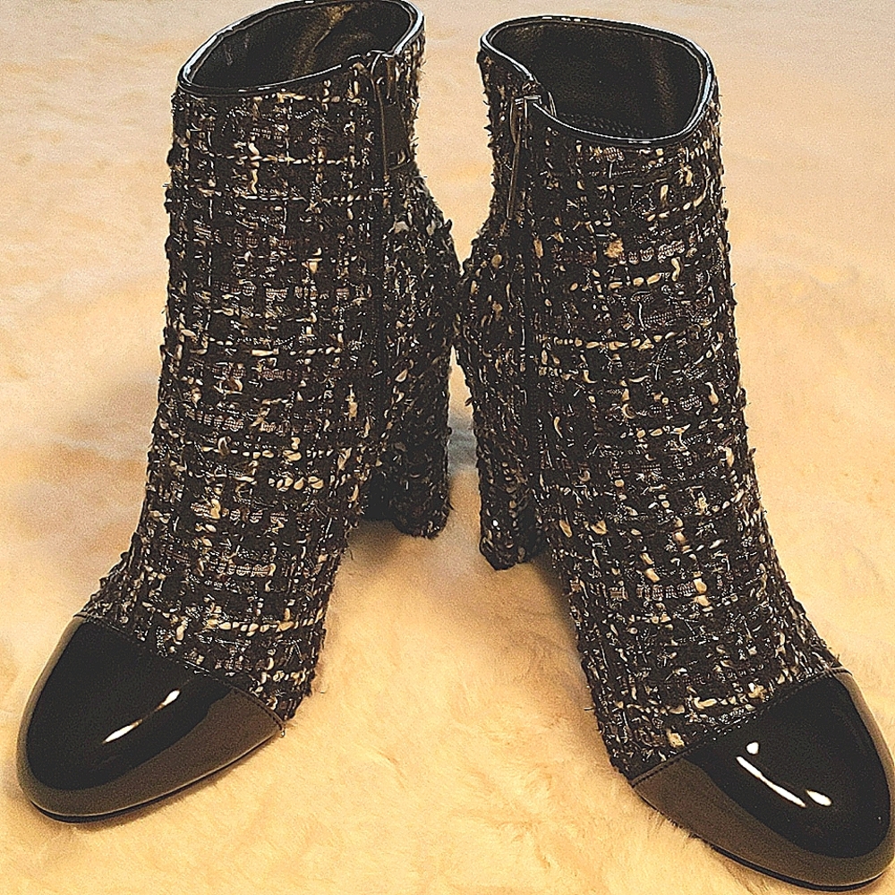 Black and white plaid boots Size 7. 3 inch heel by Wild Diva Lounge